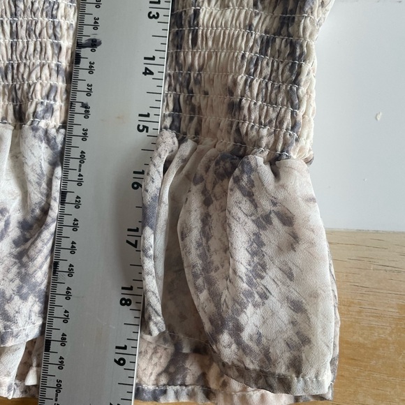 Japna Snake print size large Junior top - Picture 4 of 4